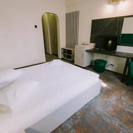 维多利亚酒店 酒店 克卢日-纳波卡