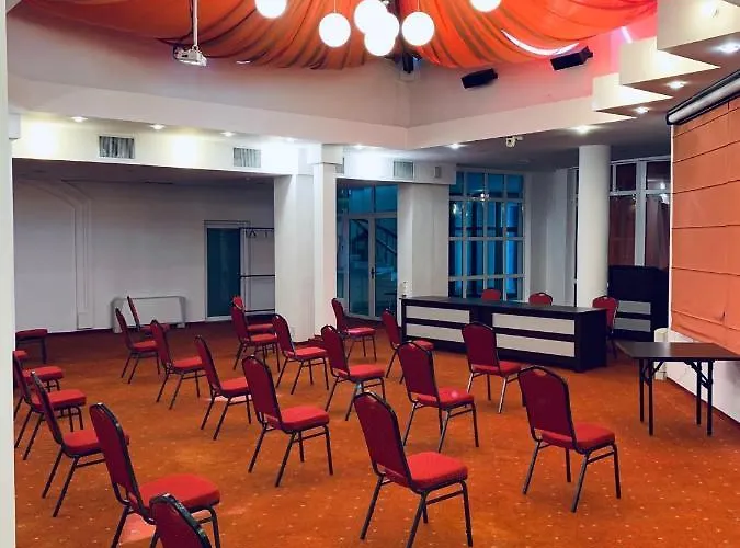 维多利亚酒店 3* 克卢日-纳波卡